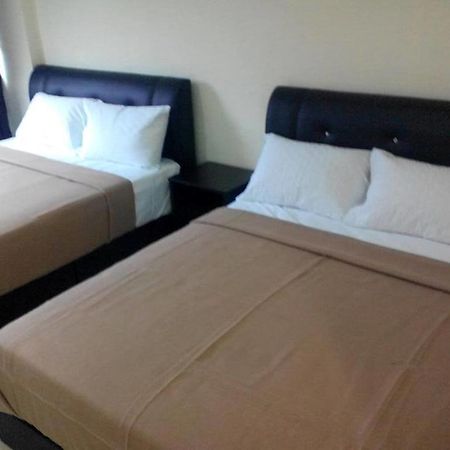 Rst Hotel Johor Bahru Chambre photo
