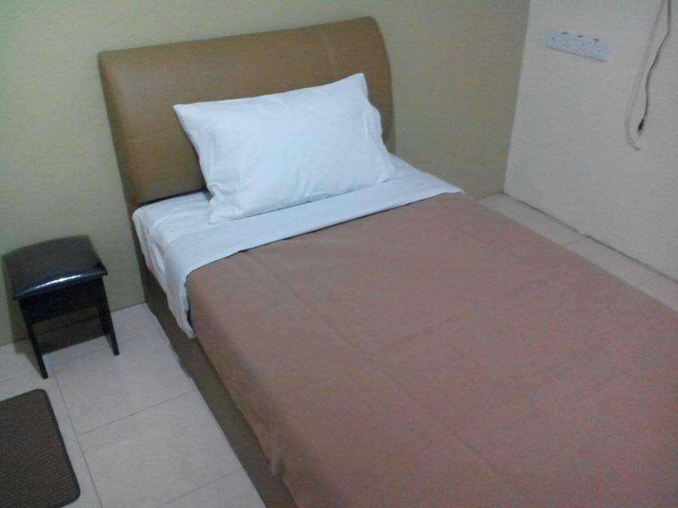 Rst Hotel Johor Bahru Extérieur photo